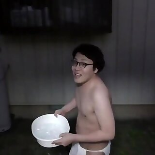 Japansk berømte Bøsse Dreng Simoyaka Ice Bucket Challenge